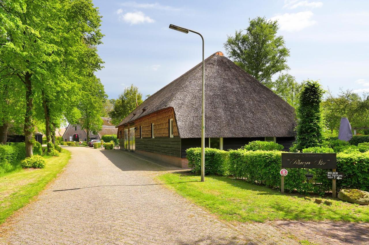 Bed and Breakfast Rheezerstee Exterior foto