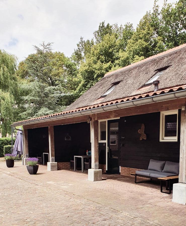 Bed and Breakfast Rheezerstee Exterior foto